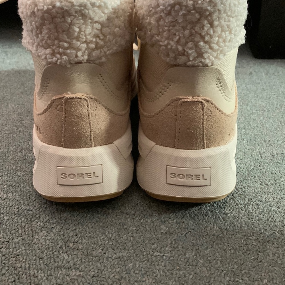 Sorel winter shoe